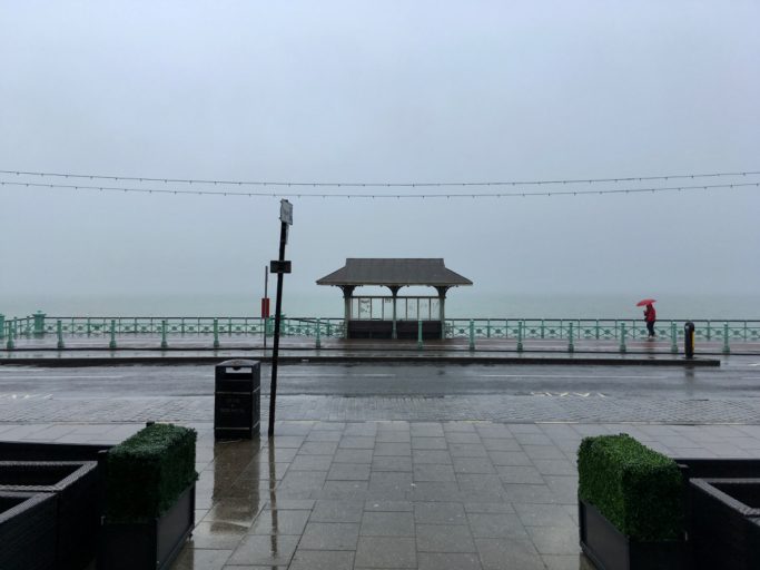 Bus Stop am Meer